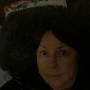 Meet your Posher, Sherry